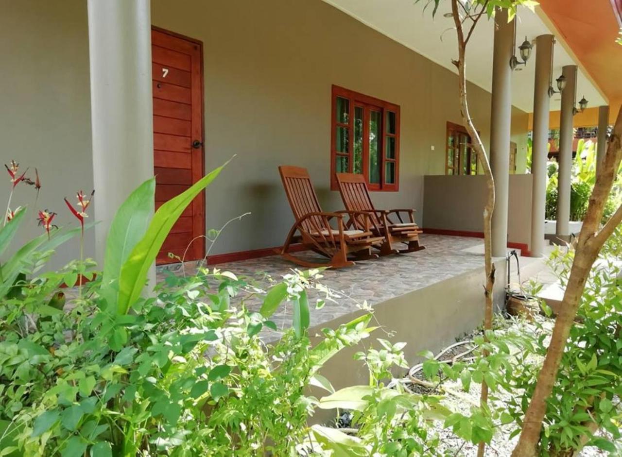 Lanta Wanida Resort Ко-Ланта Экстерьер фото